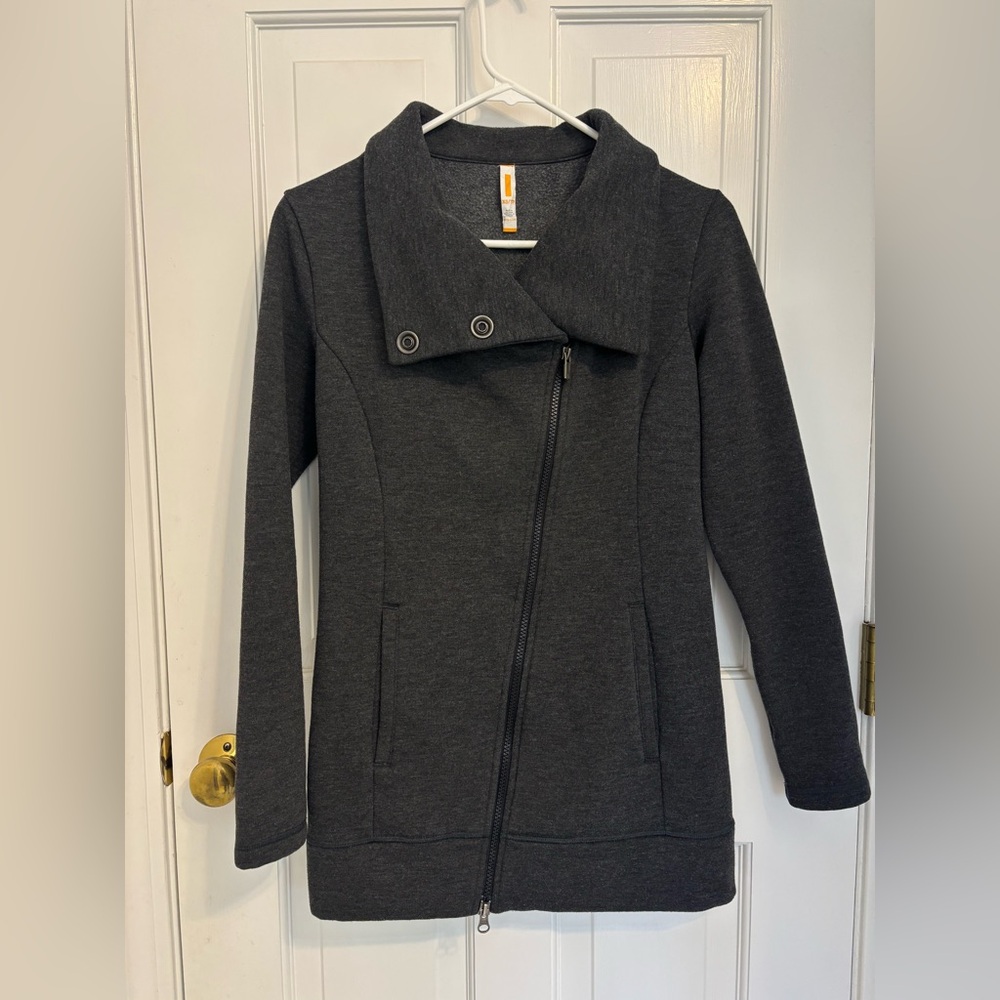 LUCY Activewear Asymmetrical Yoga Long Hatha Jacket Charcoal Grey Size XS